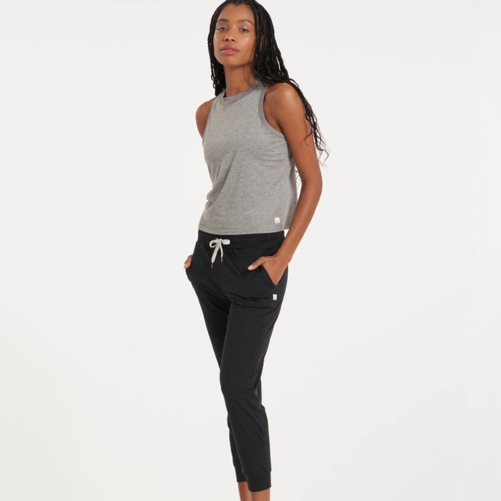 VIORI black joggers